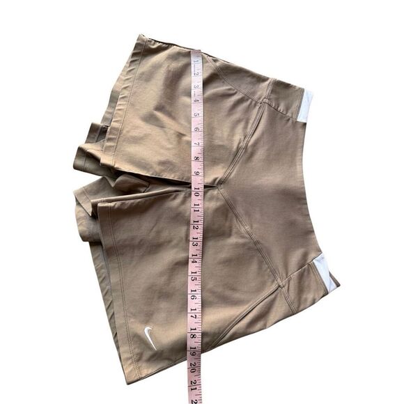 Nike Fit Dry Tan Skort with V-Back and Embroidered Logo Size S/4 - Picture 9 of 9